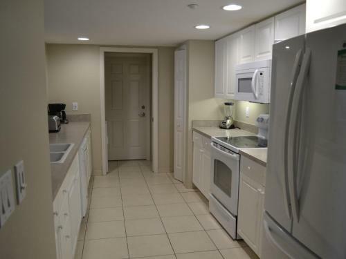 Apartment Gullwing Beach Resort.9