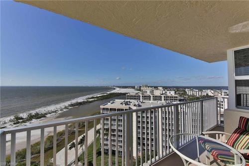 Apartamento Estero Blvd Condo 7300