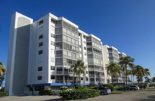 Apartamento Marina Towers 704 Condo
