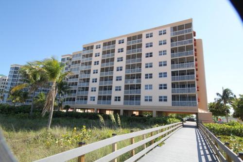 Apartamento Beach Villas #403 Condo