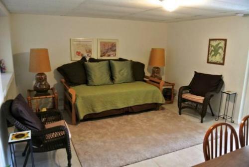 Gulf Breeze - One Bedroom Cottage