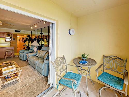 Apartamento 100 Estero Blvd Condo Unit 235