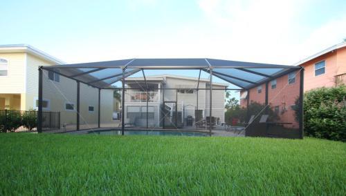 230 Palermo Cirle Home
