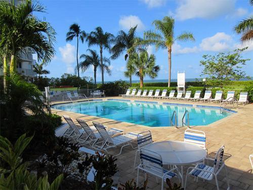 Estero Beach & Tennis #1006c Apartment