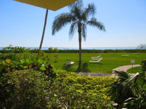 Estero Beach & Tennis #1006c Apartment