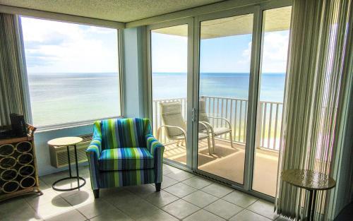 Estero Beach & Tennis #1006c Apartment
