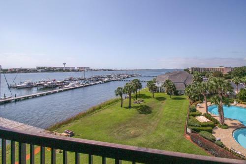 Pirates' Bay Marina