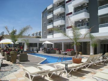 The Palms Hotel Apartments