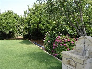 Anna Hotel Apartments