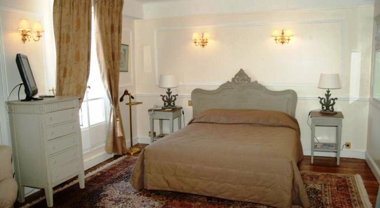 Hotel Rond Point Champs Elysees