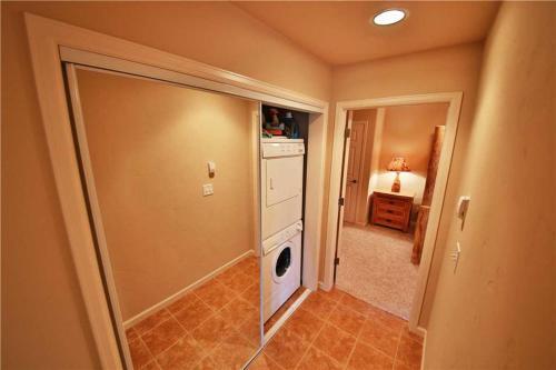 Apartamento Waterside West F4 Condo