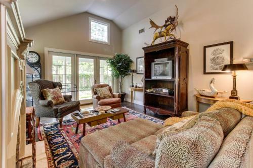 Eva's Guest House