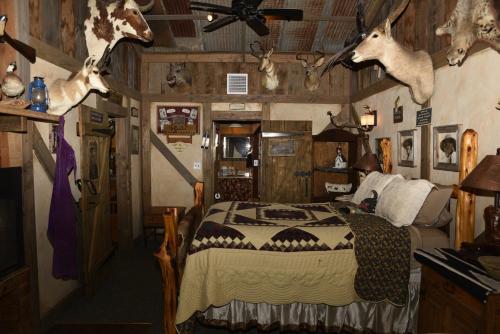 Bed & Breakfast River Road Ranch Resort