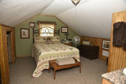 Bed & Breakfast River Road Ranch Resort