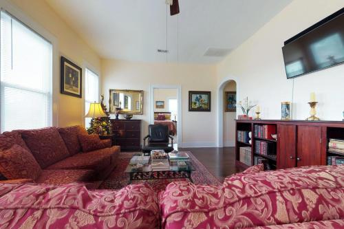 19th Street Retreat