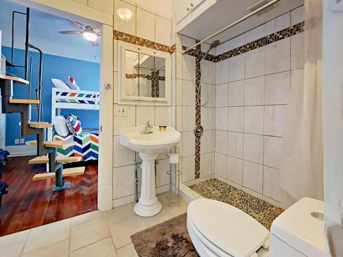 3101 Avenue R 1/2 Home