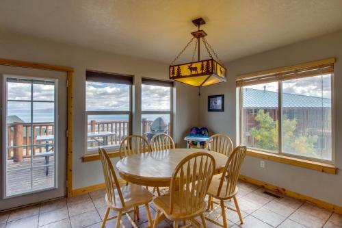 Moose Mountain Lodge