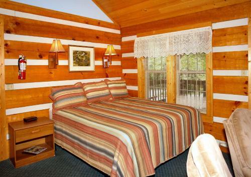 Cuddle Inn #1529 - One Bedroom Cabin