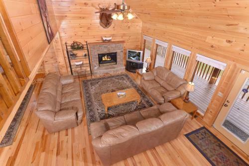 Love & Laughs #11 - Seven Bedroom Cabin