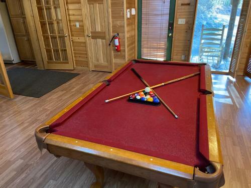 Mountain View Lodge 5 Bedroom Cabin