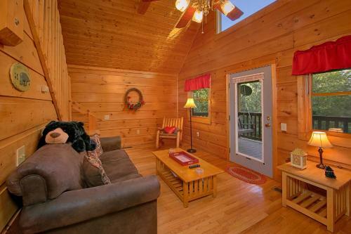 Always Misbehavin #1412 - One Bedroom Cabin