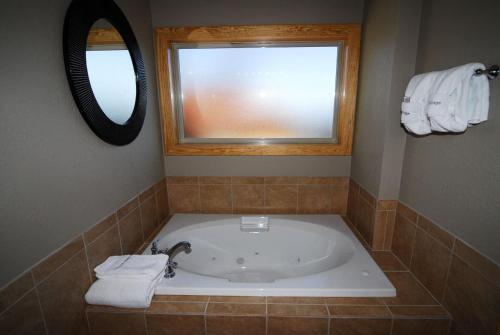 1229 Golden Oak Lodge
