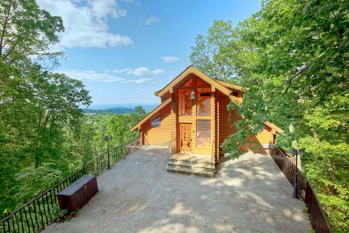 Emerald City Lights #203 - Two Bedroom Cabin