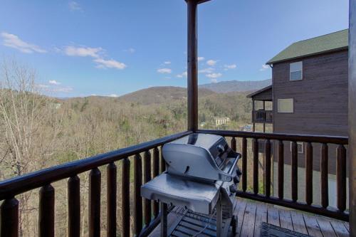 270 Greystone Pinnacle