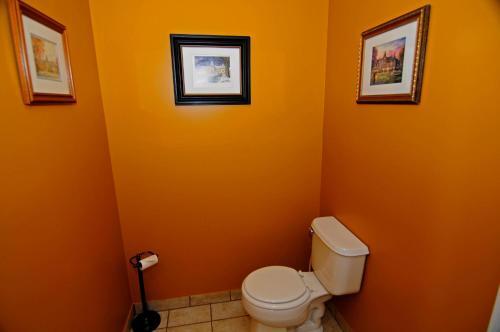 1110 Antler Hill