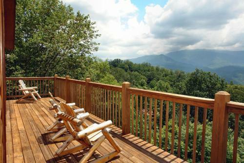 Awesome Views #701 - Six Bedroom Cabin