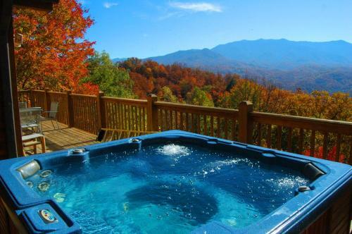 Awesome Views #701 - Six Bedroom Cabin