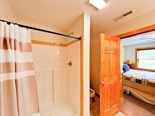 960 High Mountain Way Cabin