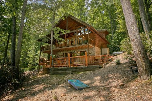 Browns Bear Den #235 - Two Bedroom Cabin