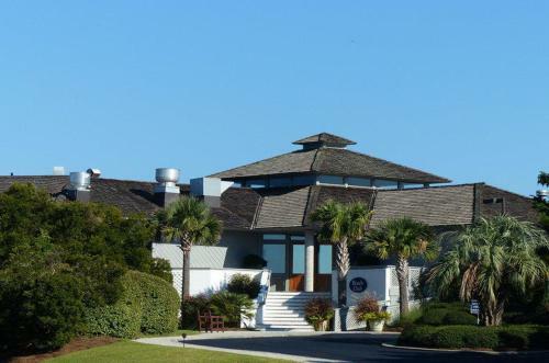 Blue Dolphin Holiday Home #114