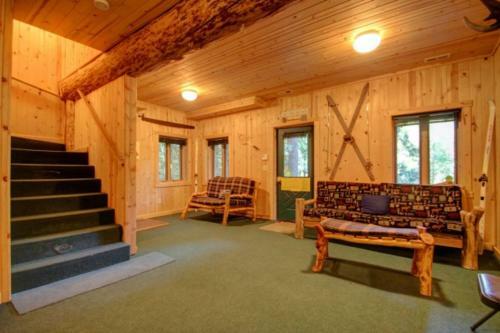 Three Bedroom Cabin - 47sl