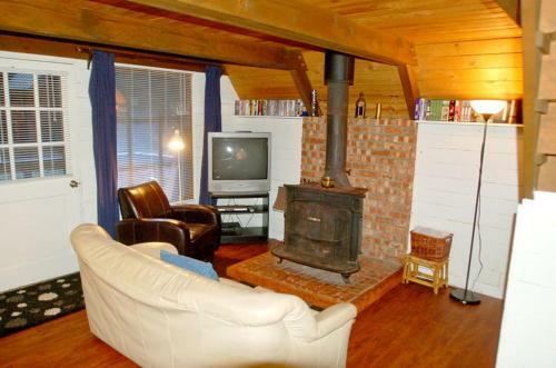 Three Bedroom Cabin - 86sl