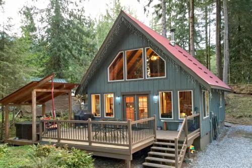 Two Bedroom Cabin - 99mbr