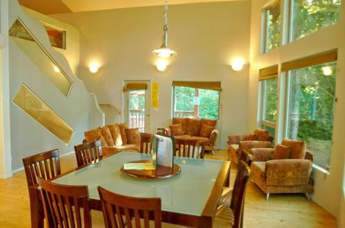Three Bedroom Cabin - 40gs