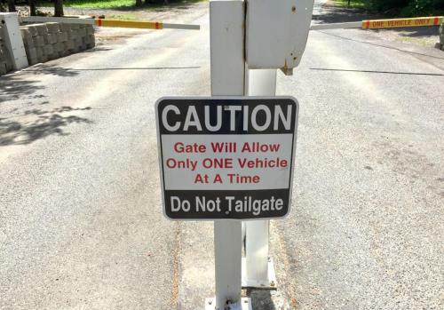 Two Bedroom Cabin - 17mbr