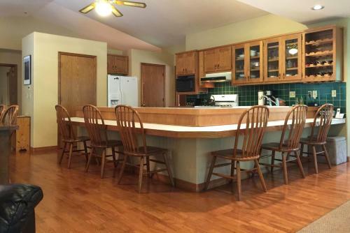 Three Bedroom House - 29sl