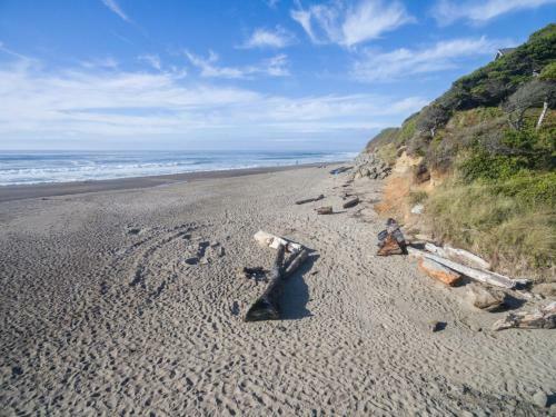 Domo Beach House 255