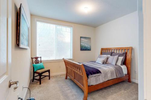 Gold Beach Manor