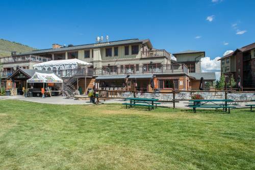 Apartamento Kicking Horse Hideaway