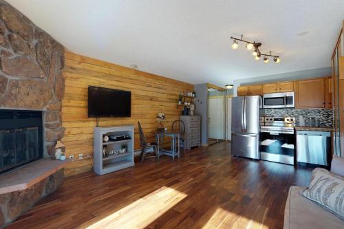 Little Rocky Mountain Retreat