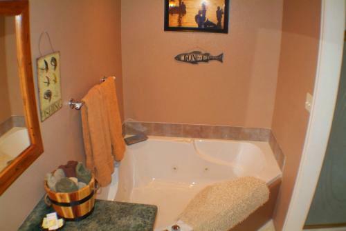 Castle Creek Bed And Breakfast