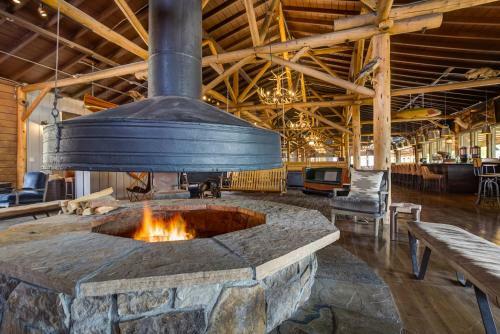 Grand Lake Lodge