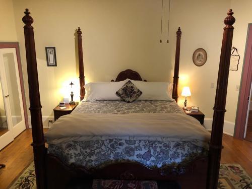 The Parsonage Inn B&B