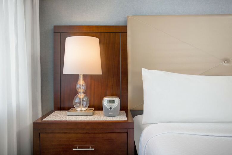 Hotel Crown Plaza Los Angeles Harbor