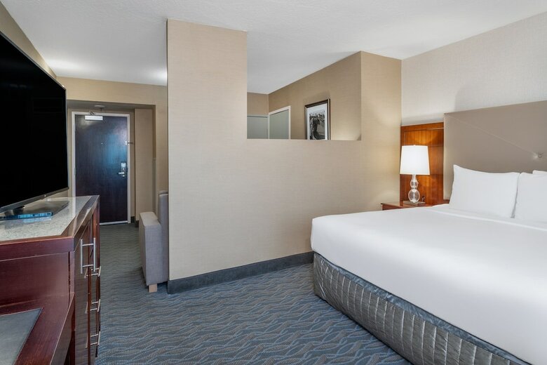 Hotel Crown Plaza Los Angeles Harbor