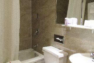 Hotel Econo Lodge Montreal Brossard
